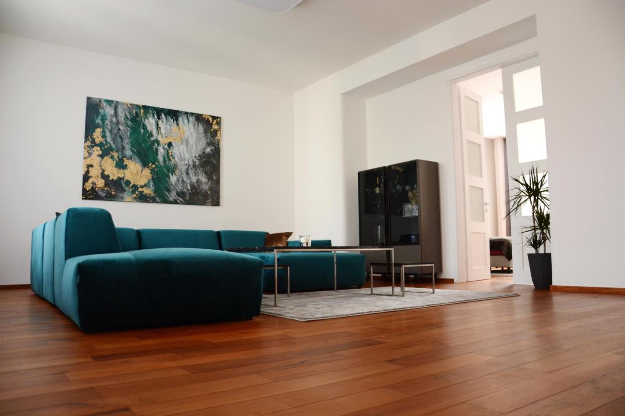 Premium Apartment Near Banska Bystrica Square With Two Big Bedrooms 외부 사진