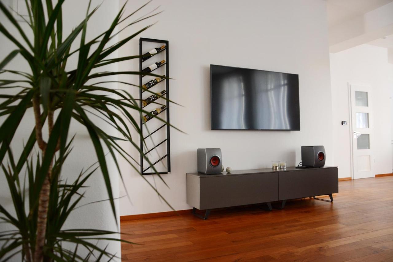 Premium Apartment Near Banska Bystrica Square With Two Big Bedrooms 외부 사진