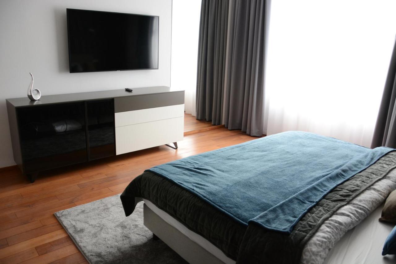 Premium Apartment Near Banska Bystrica Square With Two Big Bedrooms 외부 사진