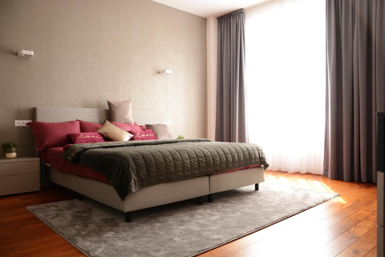 Premium Apartment Near Banska Bystrica Square With Two Big Bedrooms 외부 사진