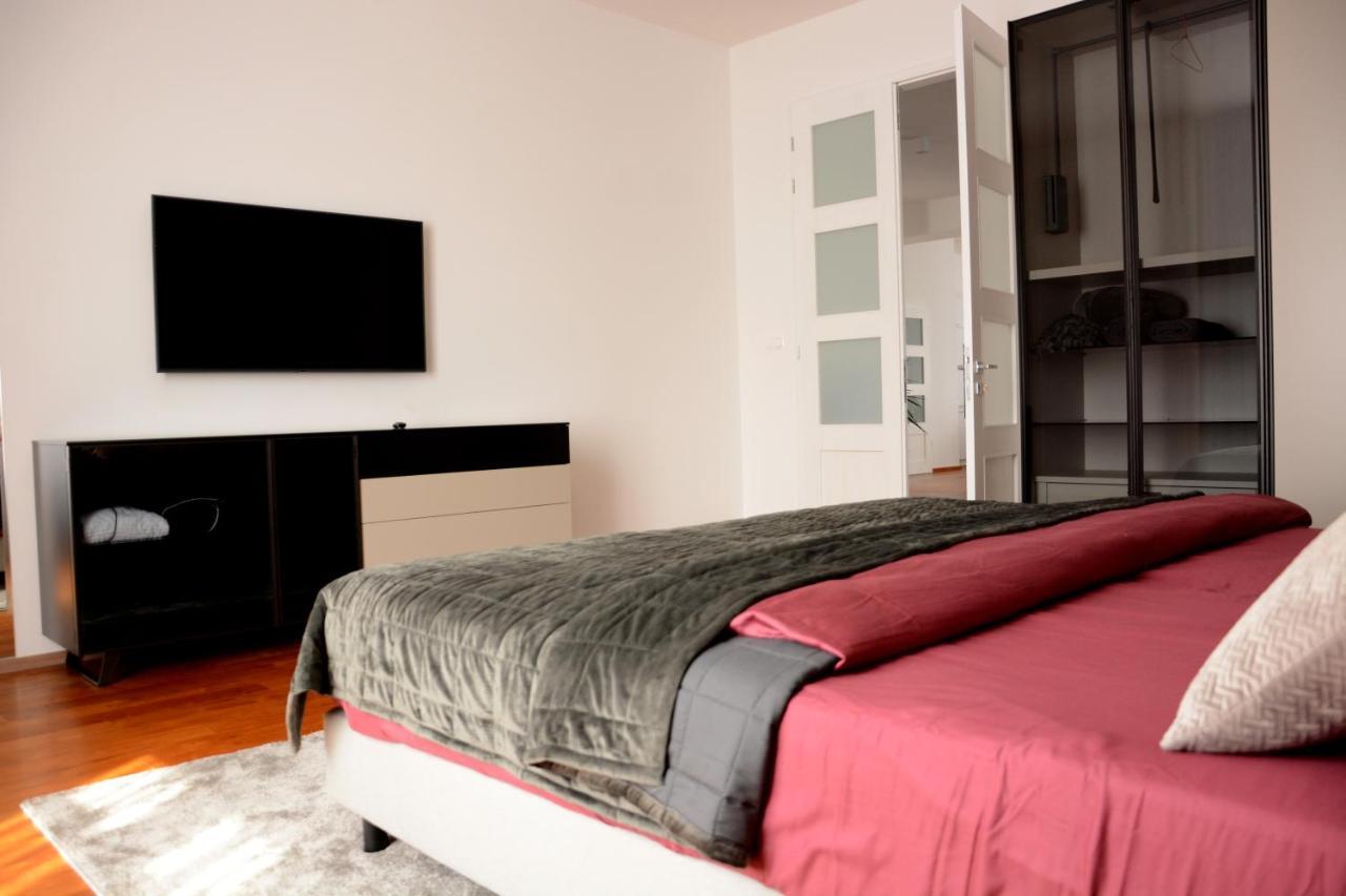 Premium Apartment Near Banska Bystrica Square With Two Big Bedrooms 외부 사진