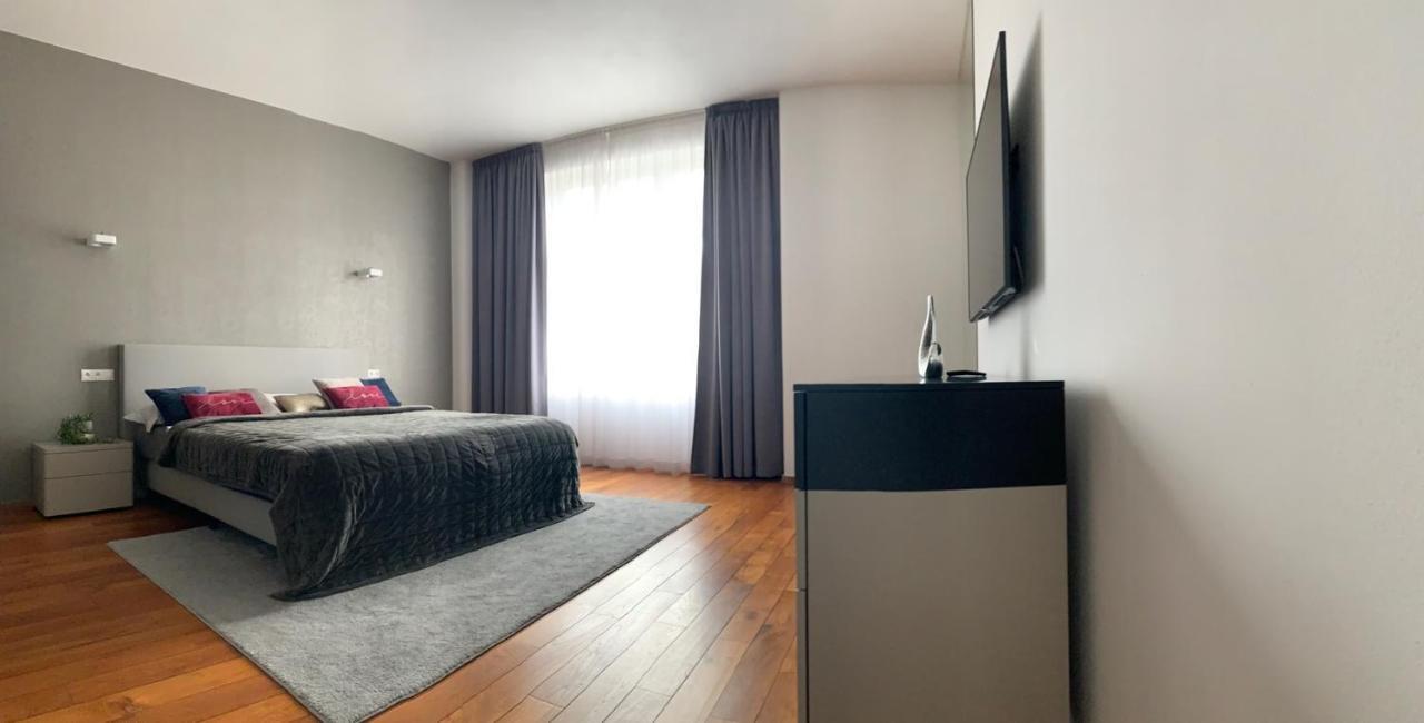 Premium Apartment Near Banska Bystrica Square With Two Big Bedrooms 외부 사진